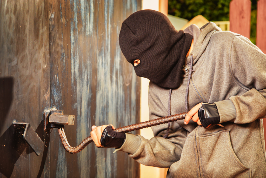 Einbruch mit Brecheisen